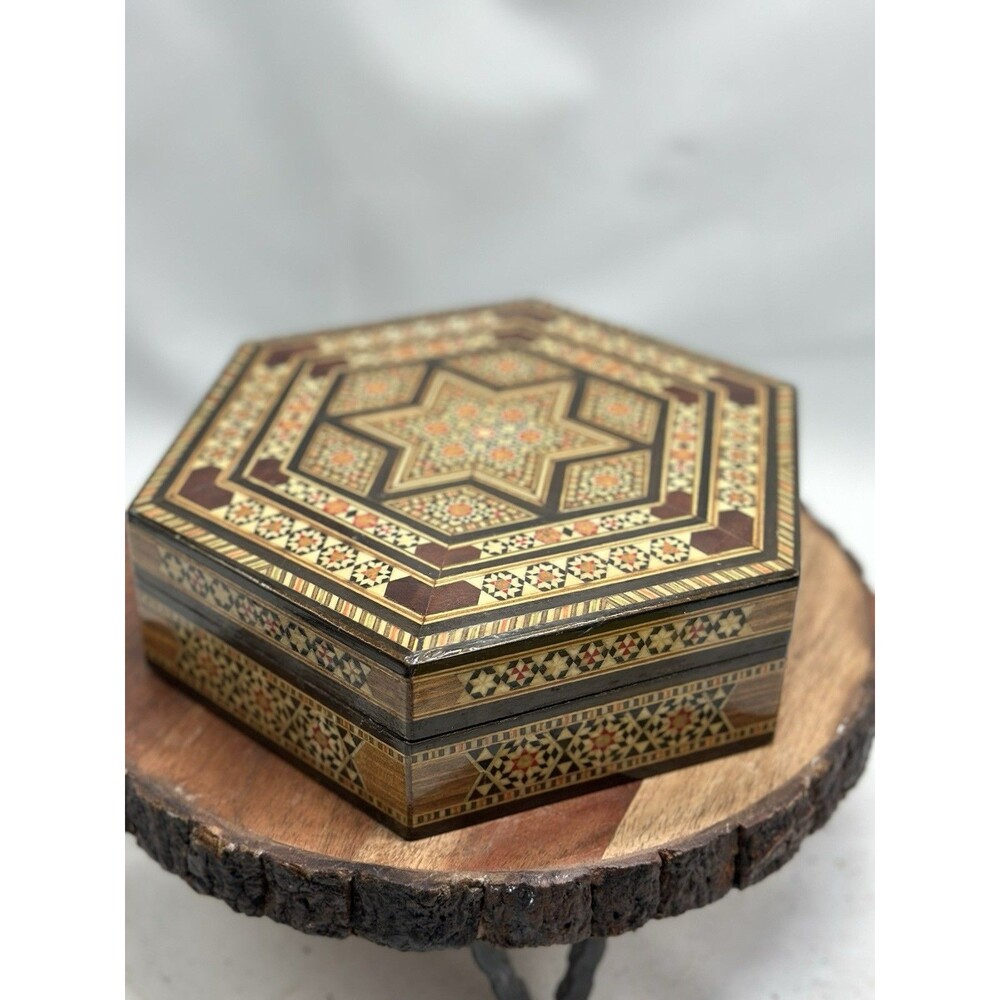 Marquetry Wood Inlay Star of David Hinged Box Lined